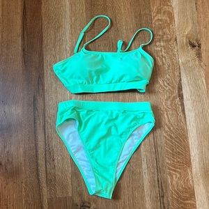 amazon bathing suit never worn. pads in bra included. high rise bottoms